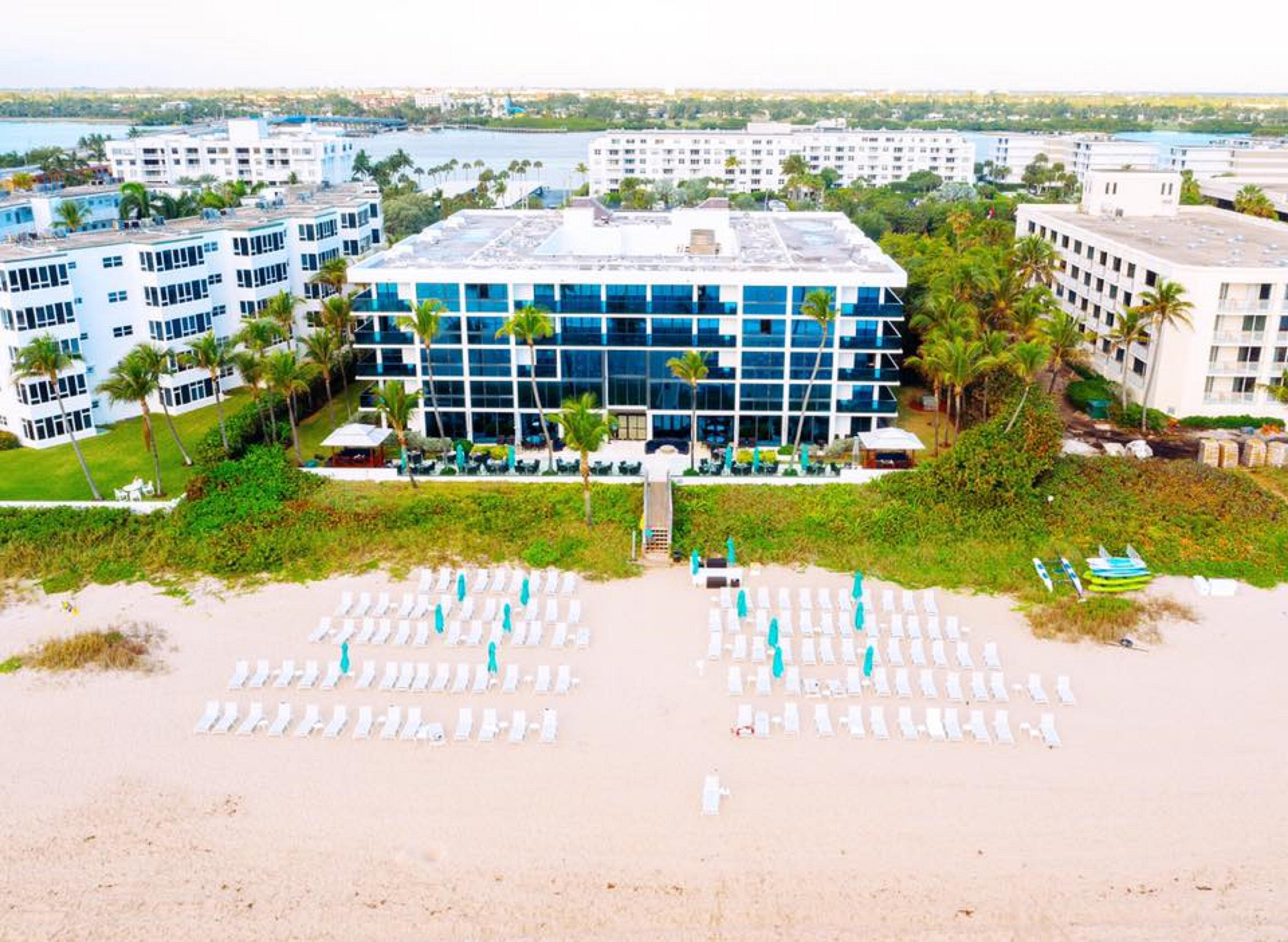 Tideline Palm Beach Ocean Resort And Spa Eksteriør bilde
