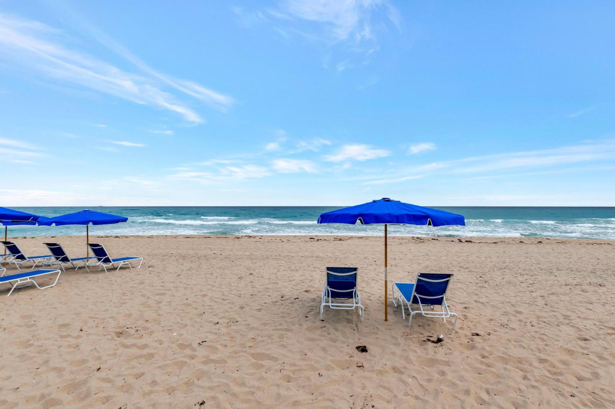 Tideline Palm Beach Ocean Resort And Spa Eksteriør bilde